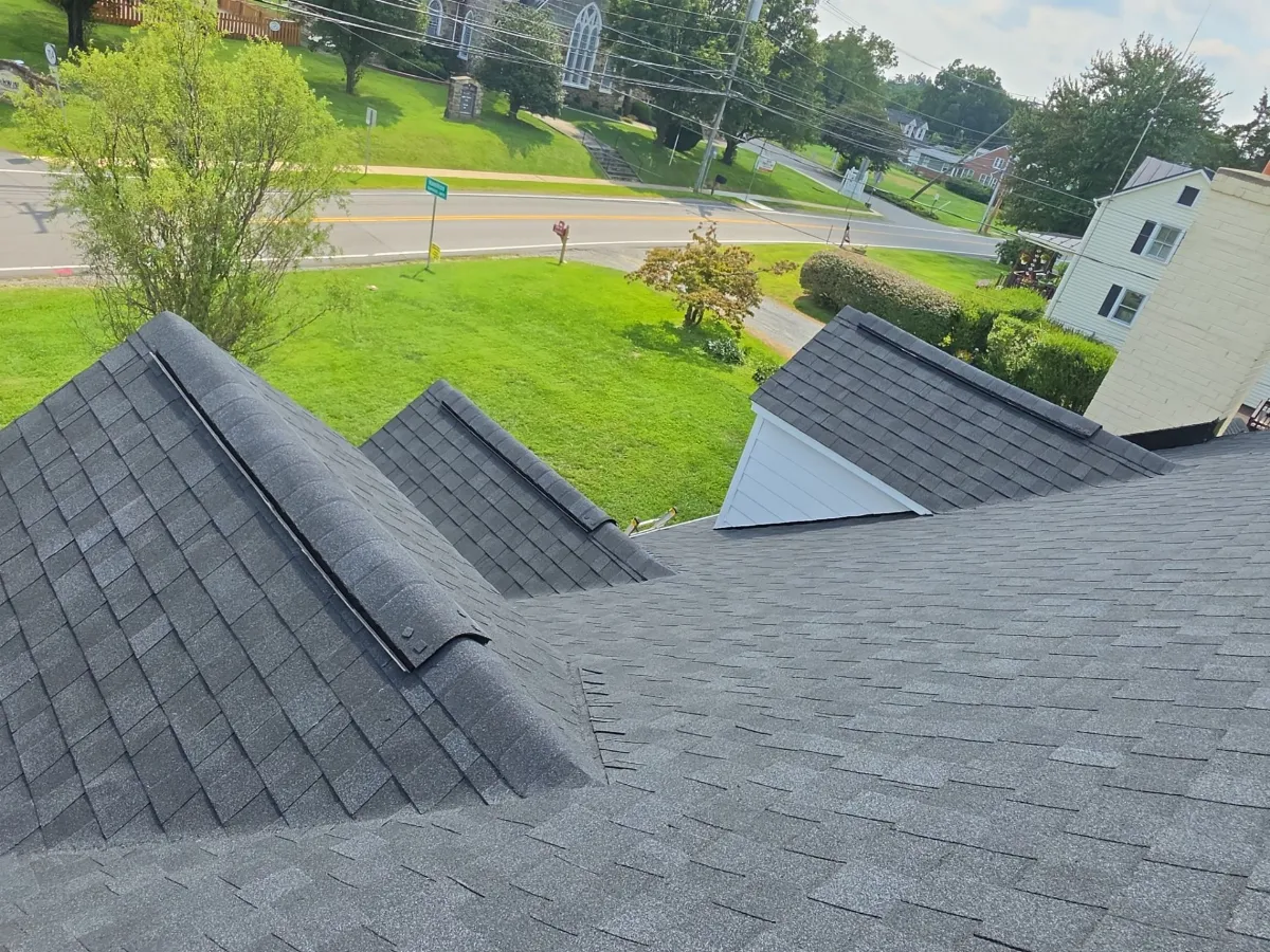 Finished Charcoal Black shingle roof in Hamilton, VA